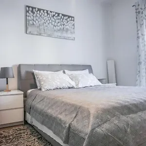 Emma & Toni Apartman Biograd Na Moru